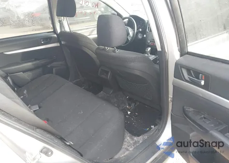 2010 Subaru Outback 2.5I Premium z USA, uszkodzony, nr VIN 4S4BRCGC1A3355691